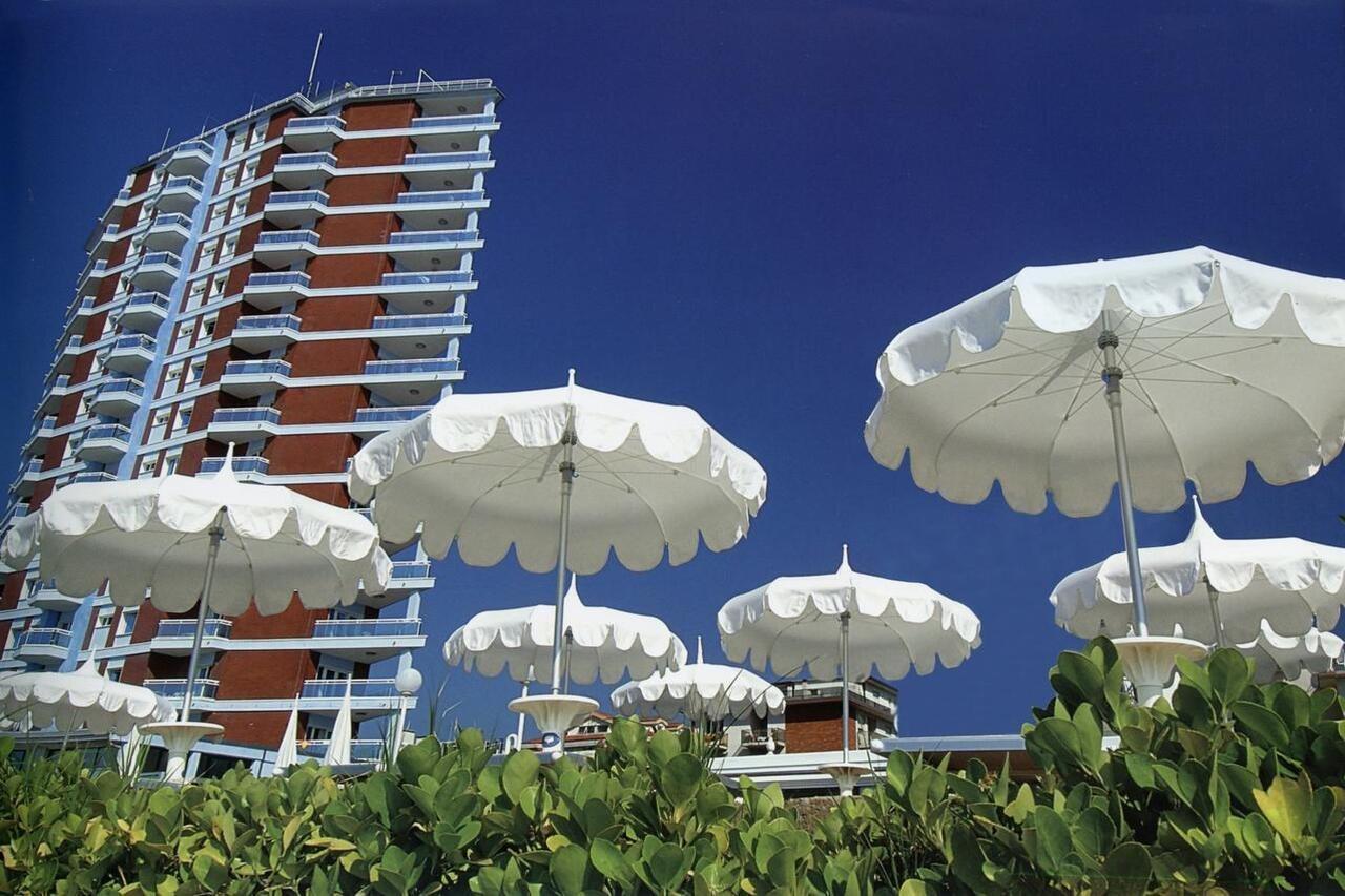 Hotel Caravelle&Minicaravelle ลิโดดิเยโซโล ภายนอก รูปภาพ