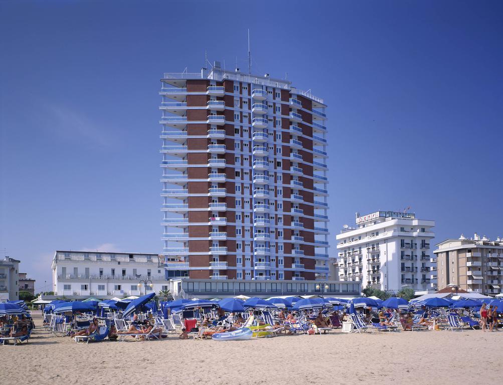Hotel Caravelle&Minicaravelle ลิโดดิเยโซโล ภายนอก รูปภาพ